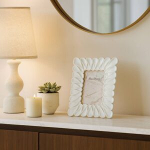 Decorative Photo Frame - White Quartz/Resin Loopy, 4x6 in.