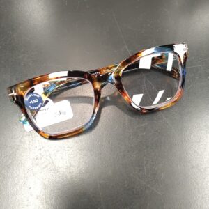 Peepers Buzzworthy +1.50