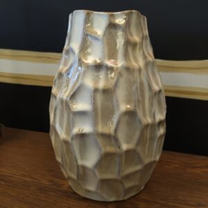 Elevarre 10" Albufeira Cream Vase