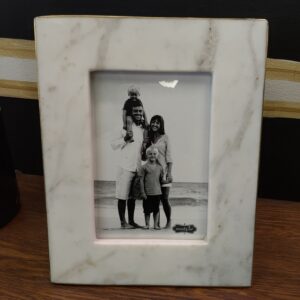 Mud Pie 5" x 7" Marble & Gold Frame