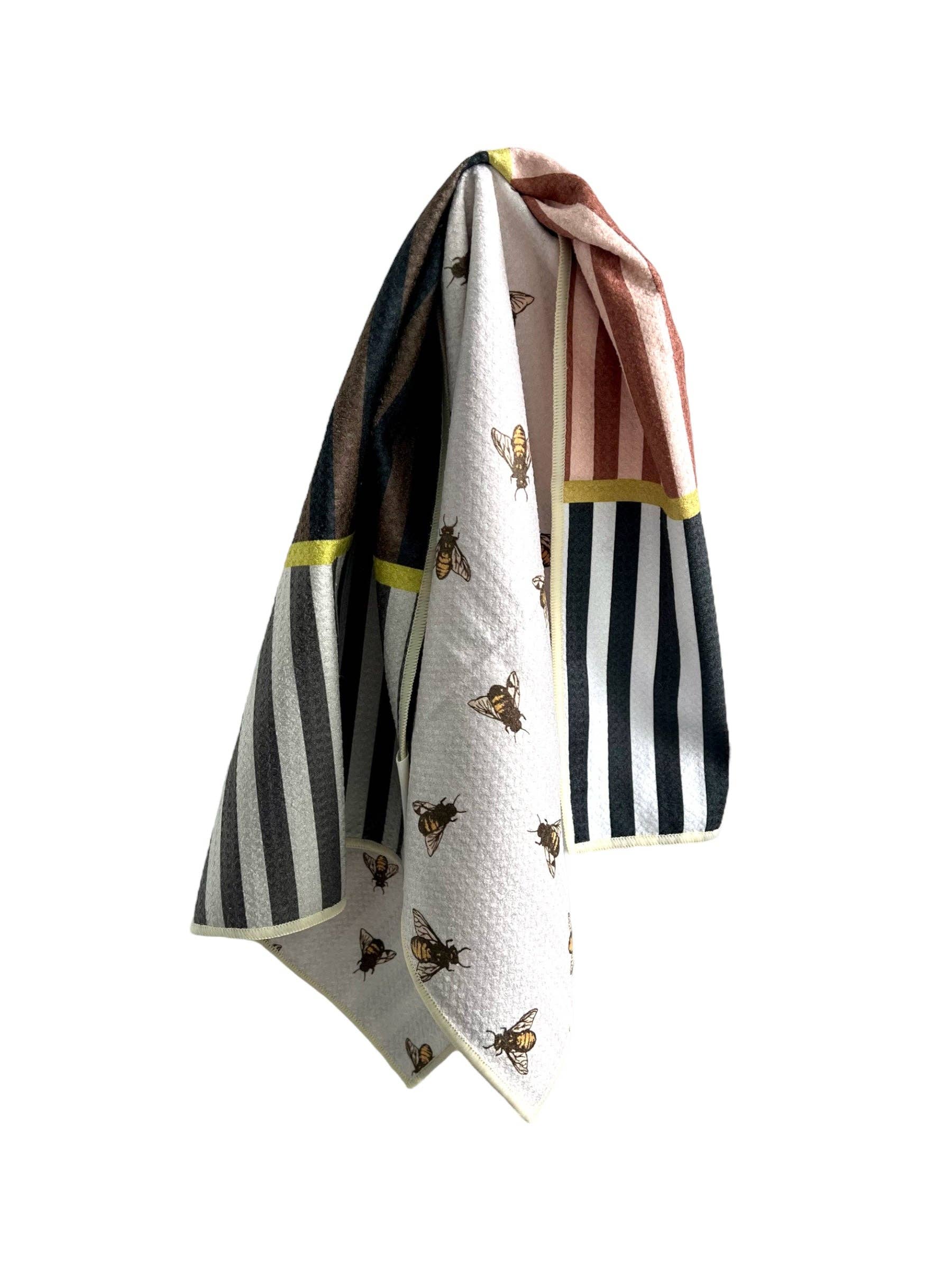 Crae Milk and Honey: Reversible Hand Towel 1 Crae Milk and Honey: Reversible Hand Towel